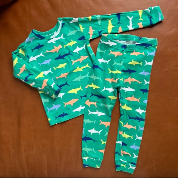 GAP Other - GAP Baby Organic Cotton Shark PJs, 3T